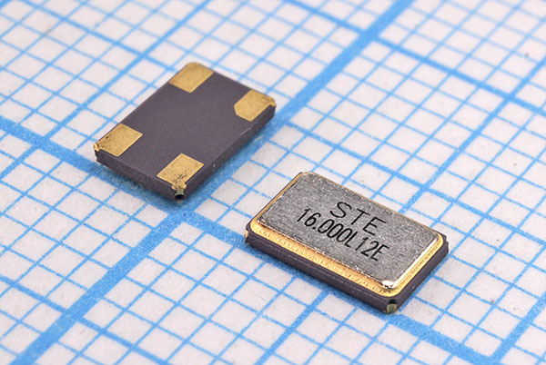 16000 \SMD05032C4\12\ 10\ 30/-40~85C\S5032\1Г
